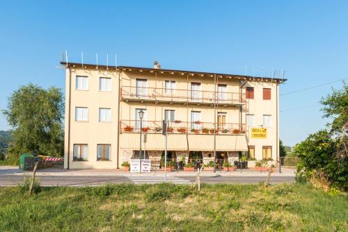 San Rocco di Piegara Hotel | Hotel Cristina