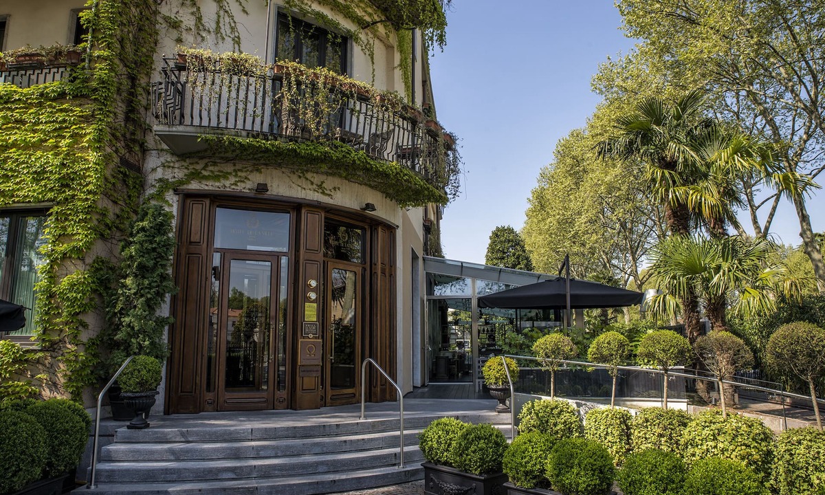 Monza Hotel | Hotel de la Ville - Small Luxury Hotels of the World