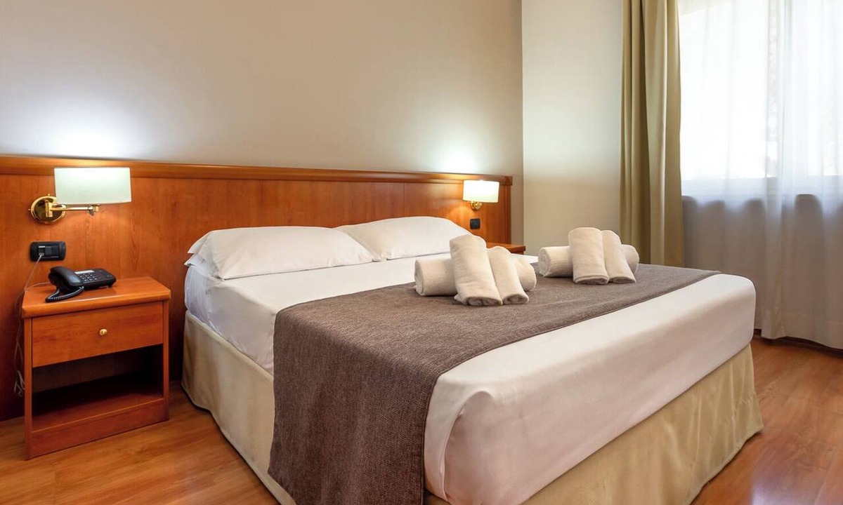 Latina Hotel | HOTEL GARDEN