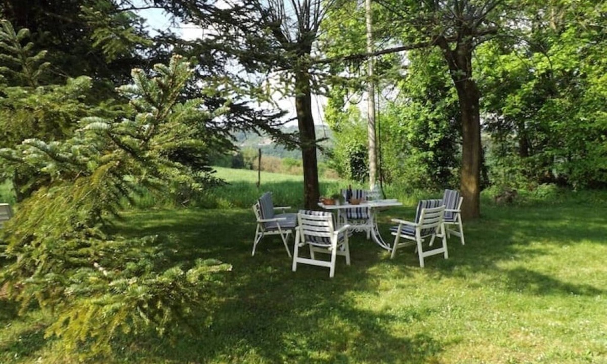 Arcugnano Apartment | Il Bagolaro Apartment: Relaxation and Nature for the Whole Family