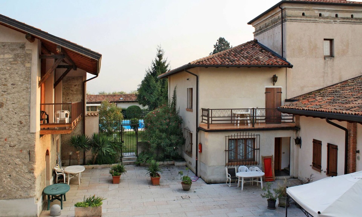 Cunettone Apartment | Il Colombaro by Interhome