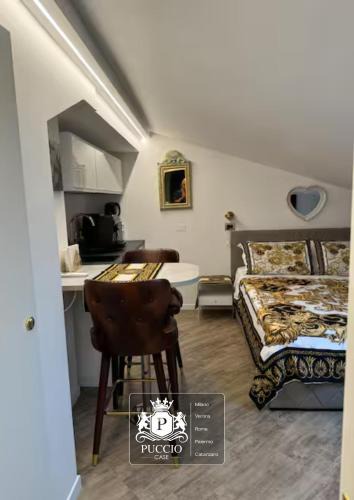 Cittadella Apartment | Juliet's Boat in City Center - 1
