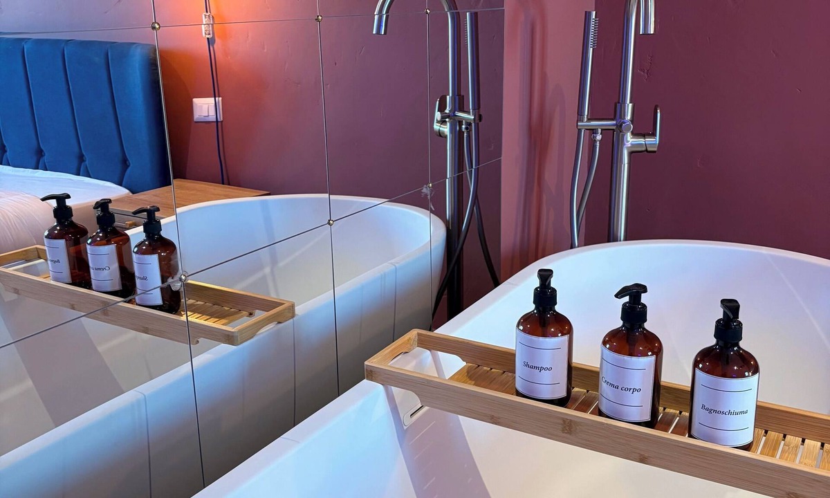 Frascati Apartment | Junior Suite With Private Bathtub at View | Terrace over Rome and the Castelli Romani