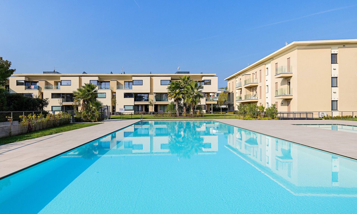 Desenzano del Garda Apartment | Katya Resort A3/9 with pool