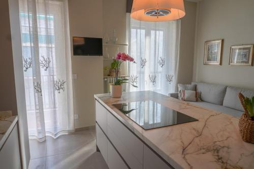 Asti Apartment | La Casa di Anna - Eleganza tra Antiche Mura