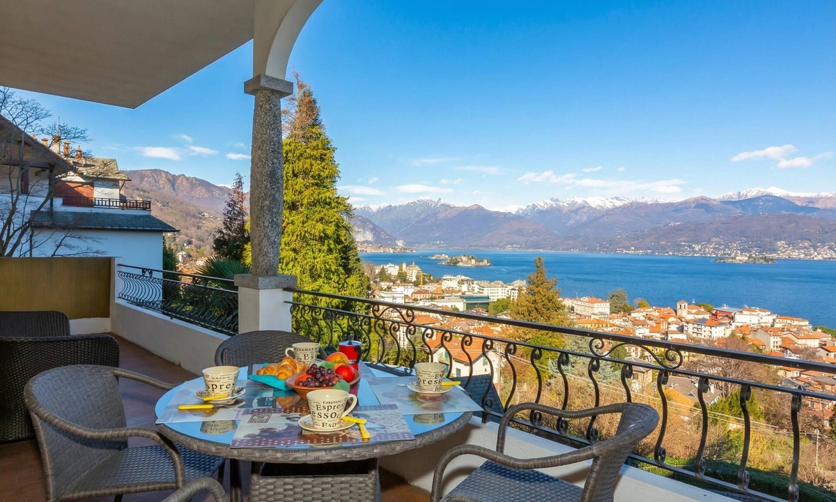 Stresa Apartment | La Rosa Dei Venti Stresa Lake View Terrace