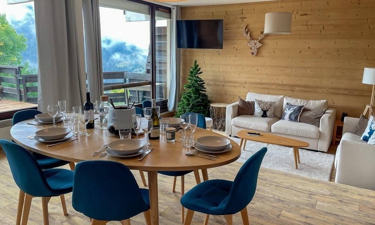 Plan Peisey Apartment | Light bright apartment for 6 people in a great location close to the slopes