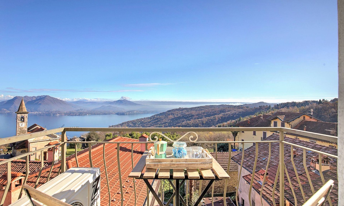 Levo Apartment | Luce - Lake View Balcony Apartment in Stresa Hill, Stresa, Italy