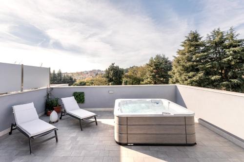 Velletri Apartment | Luxury - Jacuzzi Apartments Near Rome