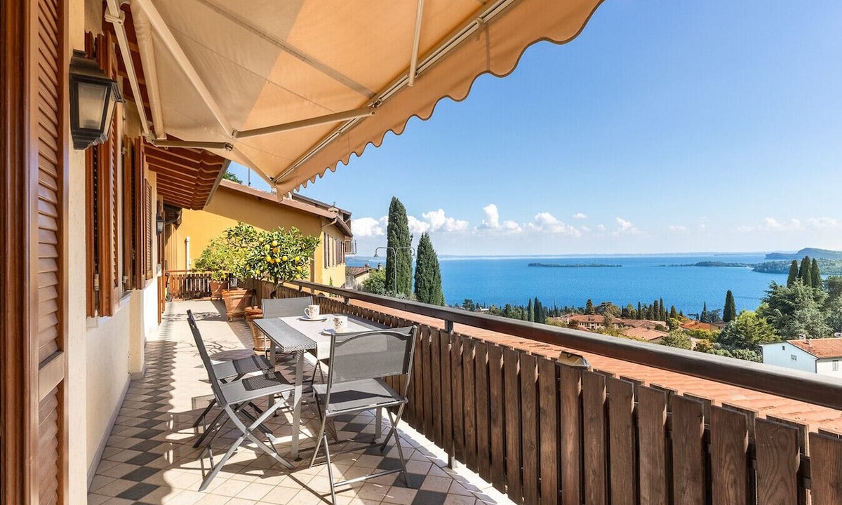 Gardone Riviera Apartment | Marietta Home with Lake View by Wonderful Italy