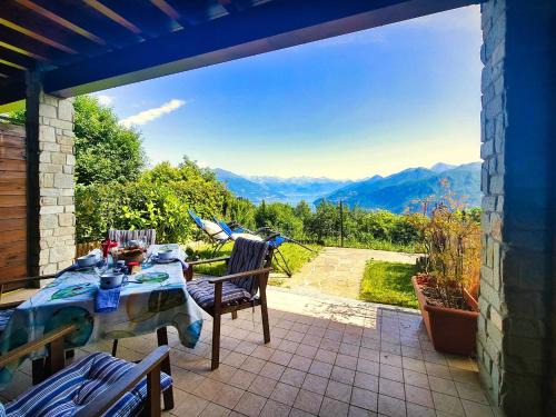 Civenna Apartment | Marta flat, mountain and lake view, Bellagio