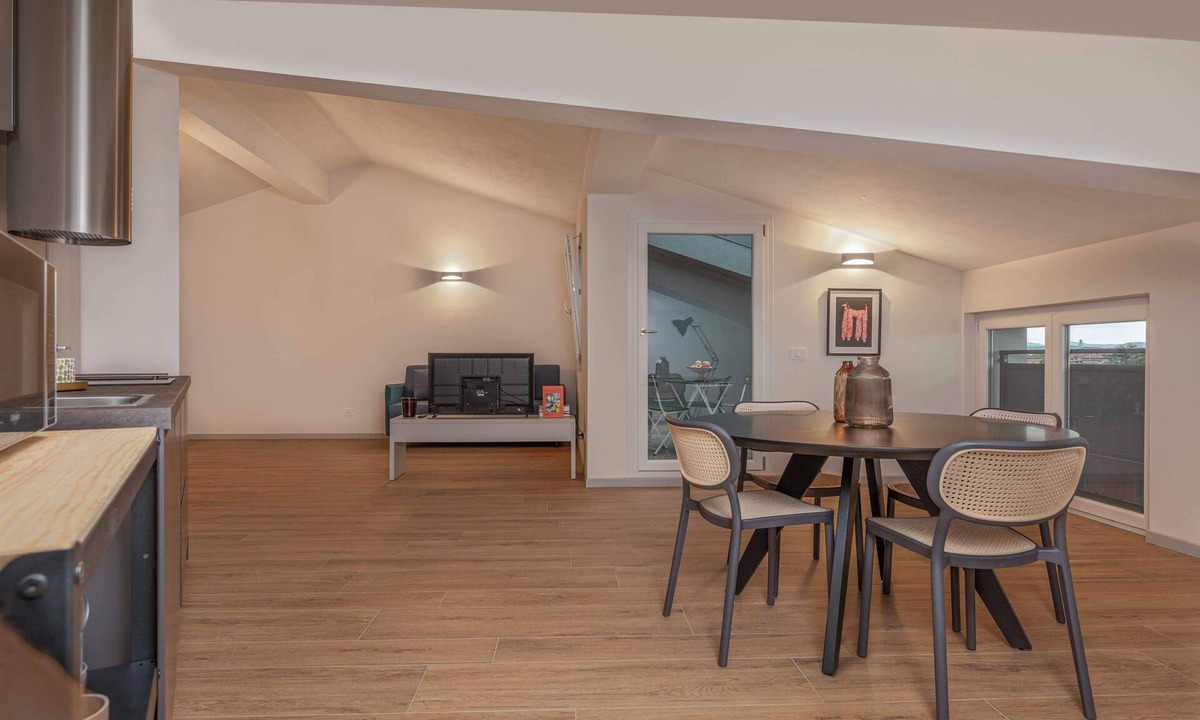 Sud-Ovest Apartment | MuBra Apartments - Unit 407