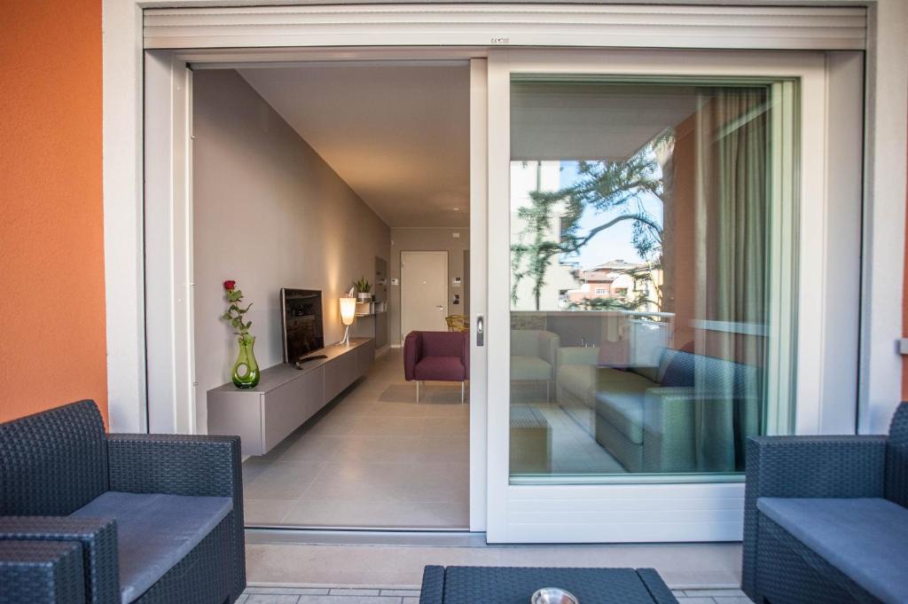 Sud-Ovest Apartment | Murari Brà - Fiera Suite 01