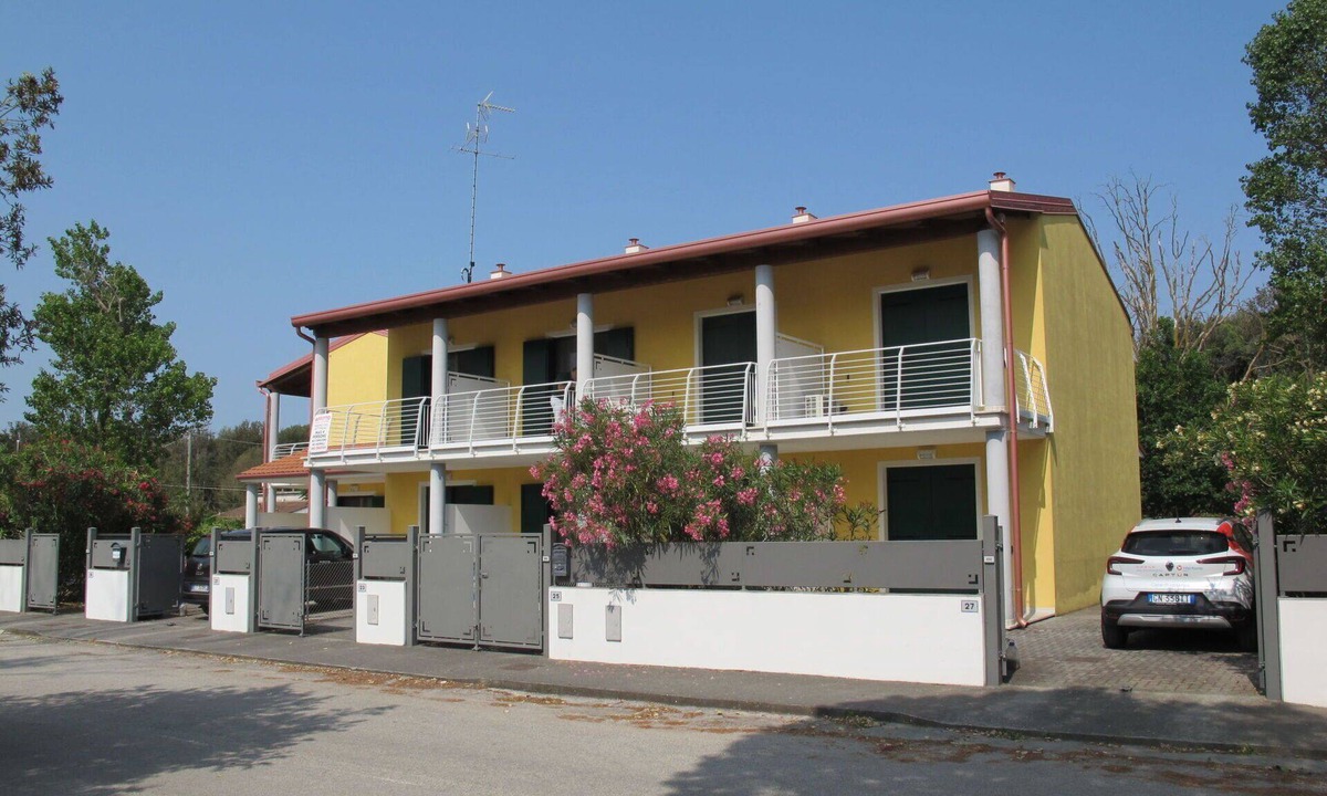 Lido di Volano House | Nice apartment in villa for 4 guests with A/C, WIFI, TV and terrace