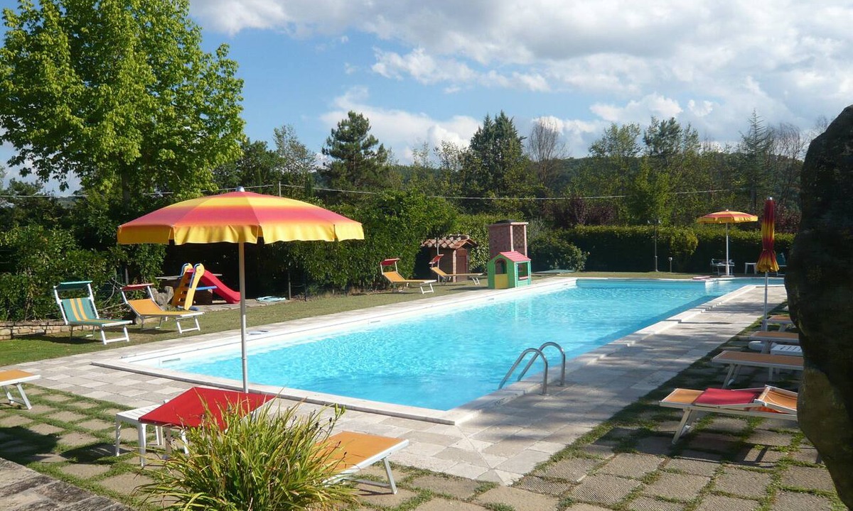 Santa Reparata Villa | Nice Tuscan villa Pool,AC WI.FI 14 guests 7bedrooms 7bath, Families/friends