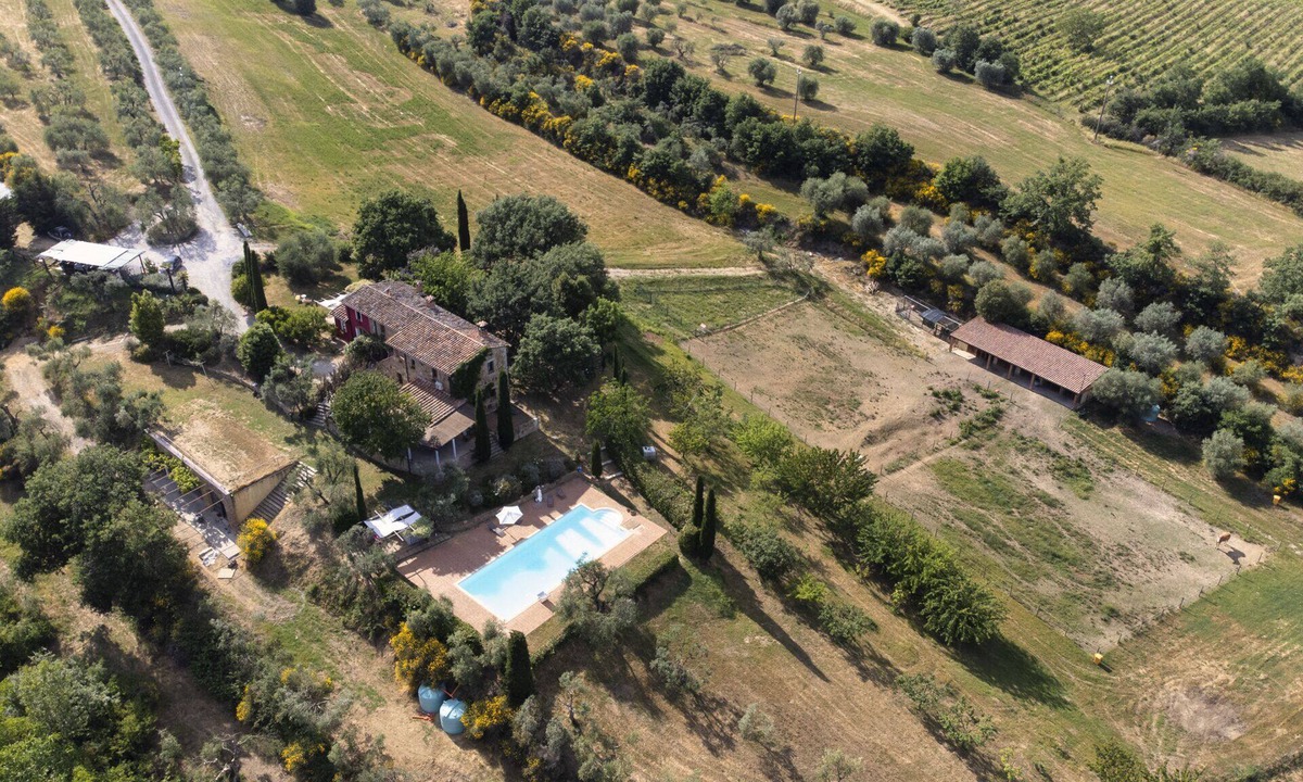 Chianciano Terme House | Olive tree house