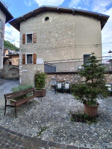 Cecina House | Oro Bianco 1630 - Lake Garda - Foresteria Lombarda