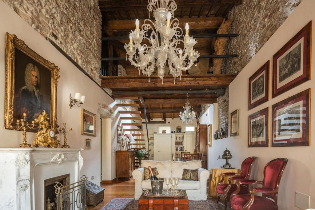 Asolo Apartment | Palazzo Benassi Penthouse nel cuore di Asolo