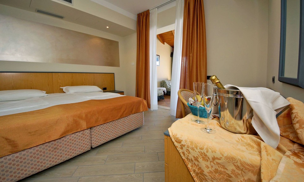 Gardola Hotel | Park Hotel Zanzanù