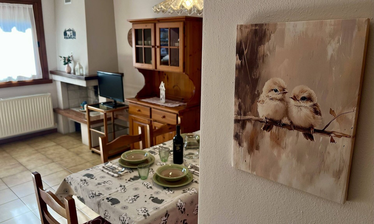 Roana Apartment | Piccali House: Ground Floor Apartment in the heart of ROANA