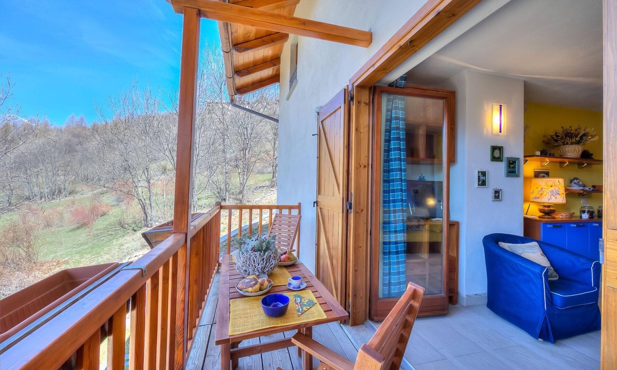 Bardonecchia Apartment | Rebecca's House among the greenery, Bardonecchia, Italy