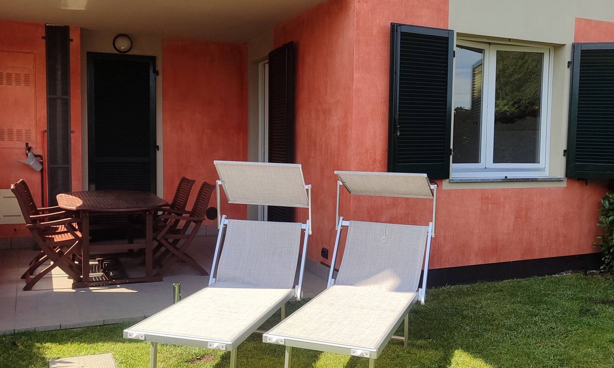 Baveno Apartment | Relaxation and nature in Baveno Lago Maggiore. Television with German channels.