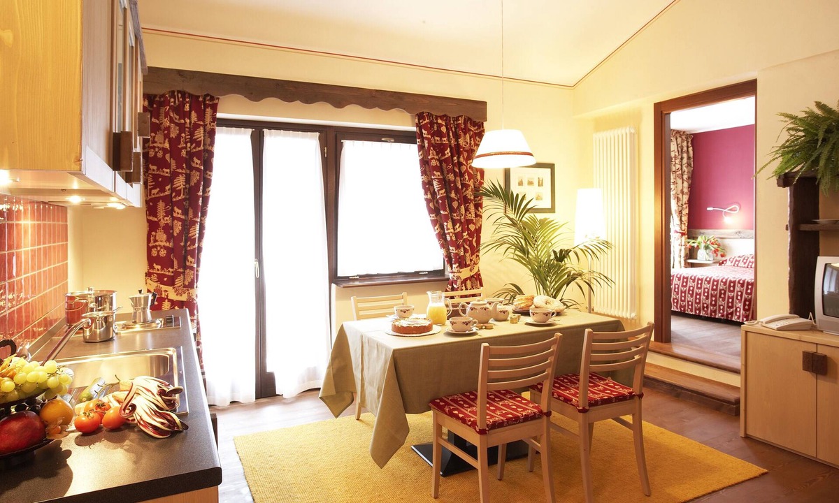 Pallusieux House | Residence Courmaison