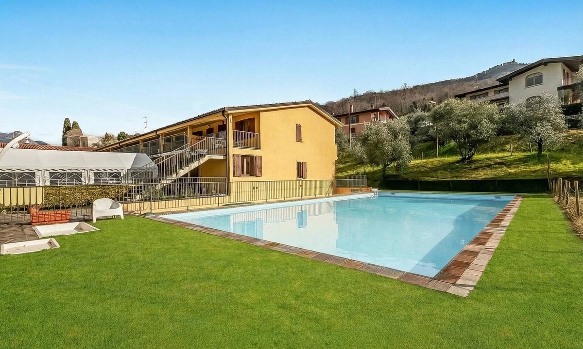 Sensole Apartment | Residence La Perla - Apt 41, Monte Isola, Italy