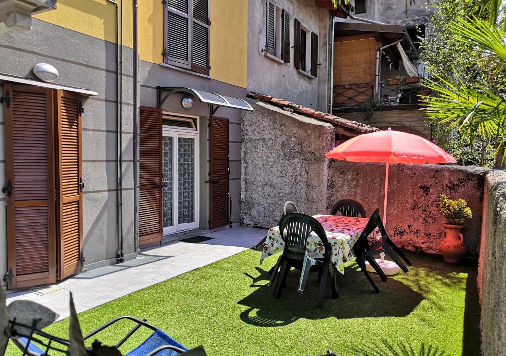 Pallanza Apartment | Residenza Silvana Apt B Giardino on the ground floor with parking