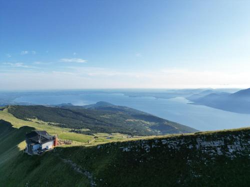 Ferrara di Monte Baldo House | Rifugio Chierego - 1911m