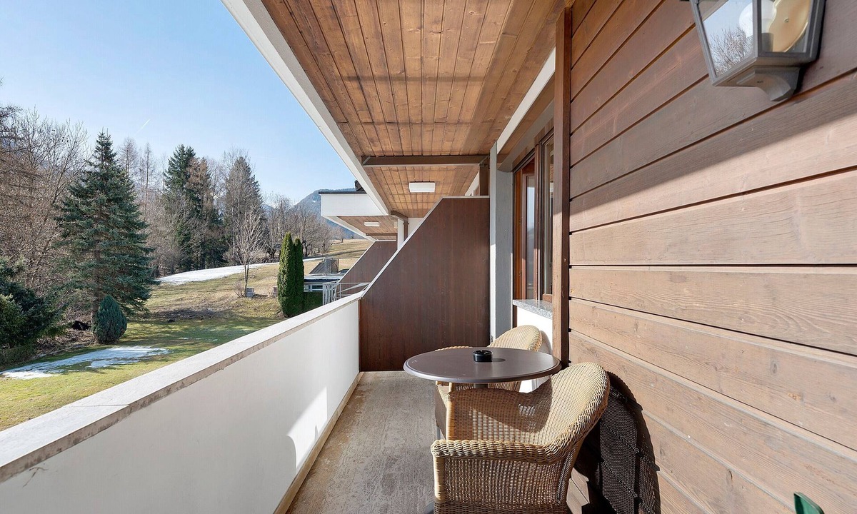 Vipiteno Apartment | Room 'Bb Pattis 3P' with Mountain View, Balcony and Wi-Fi