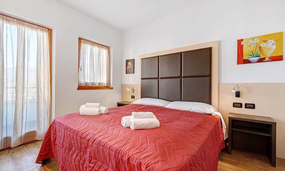 Mori Apartment | Room 'Camera Matrimoniale' with Mountain View, Wi-Fi and Air Conditioning