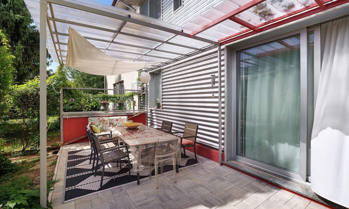 Cardano al Campo House | Room in Artist’s Residence Near Milan Malpensa