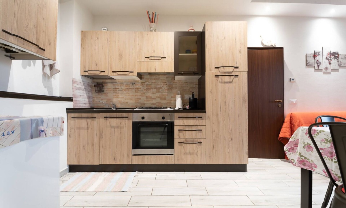 Lido Adriano Apartment | ROSA LAST-MINUTE VACATION RENTALS