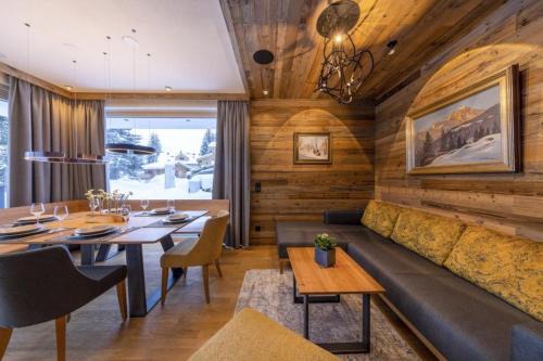 Hochkrimml House | Sam Alm