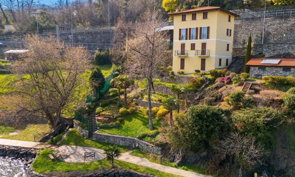 Vignola Apartment | SEEVILLA DEL PIERANGELO - APARTMENT PLATANUS BY THE LAKE
