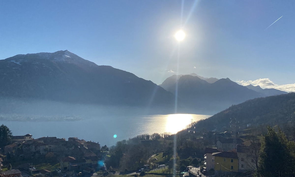 San Siro Apartment | Spectacular views of Lake Como. Peace and tranquility. Private parking