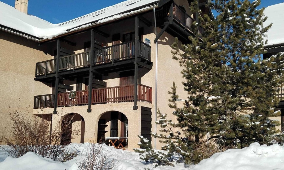 Nevache Apartment | Studio apartment in the mountains (1600 m.a.s.l.) Full southern exposure