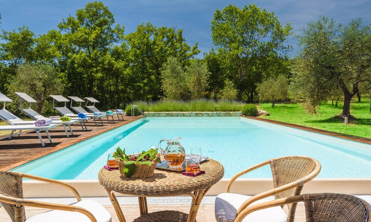 Sarteano Villa | Stunning private villa with private pool, A/C, WIFI, TV and patio, close to Montepulciano