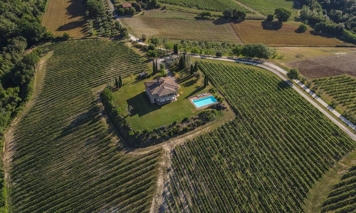 Corbara Villa | Tenuta Barberini - Five Bedroom Villa, Sleeps 10
