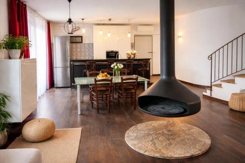 Pescantina Apartment | Terme Della Valpolicella House