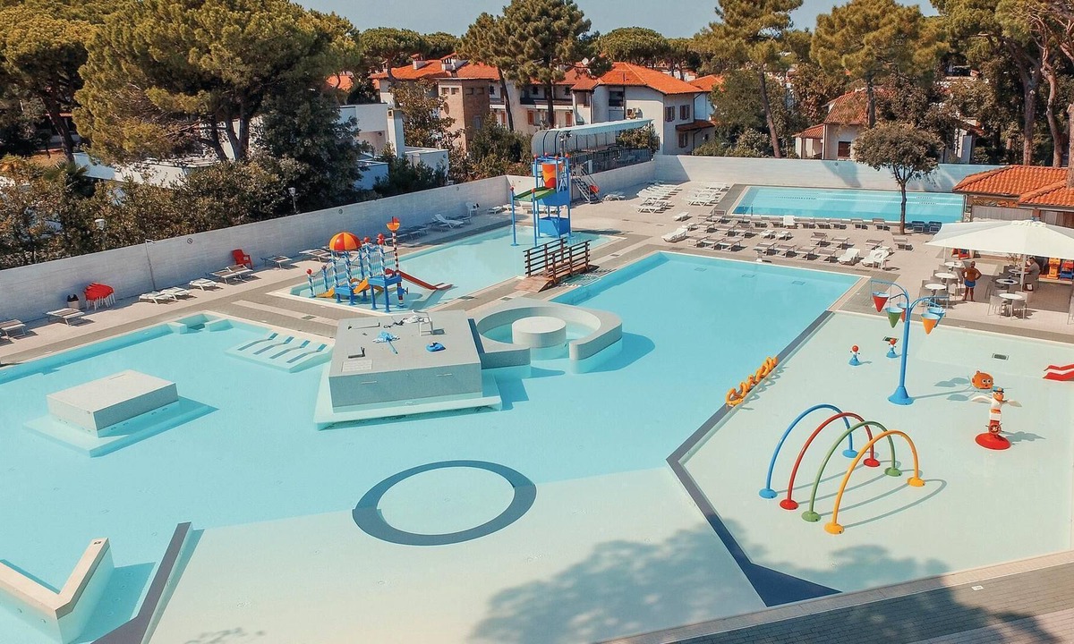 Lido di Spina Apartment | This resort is located in one of the last areas of ancient pine forest between Venice and Ravenna al