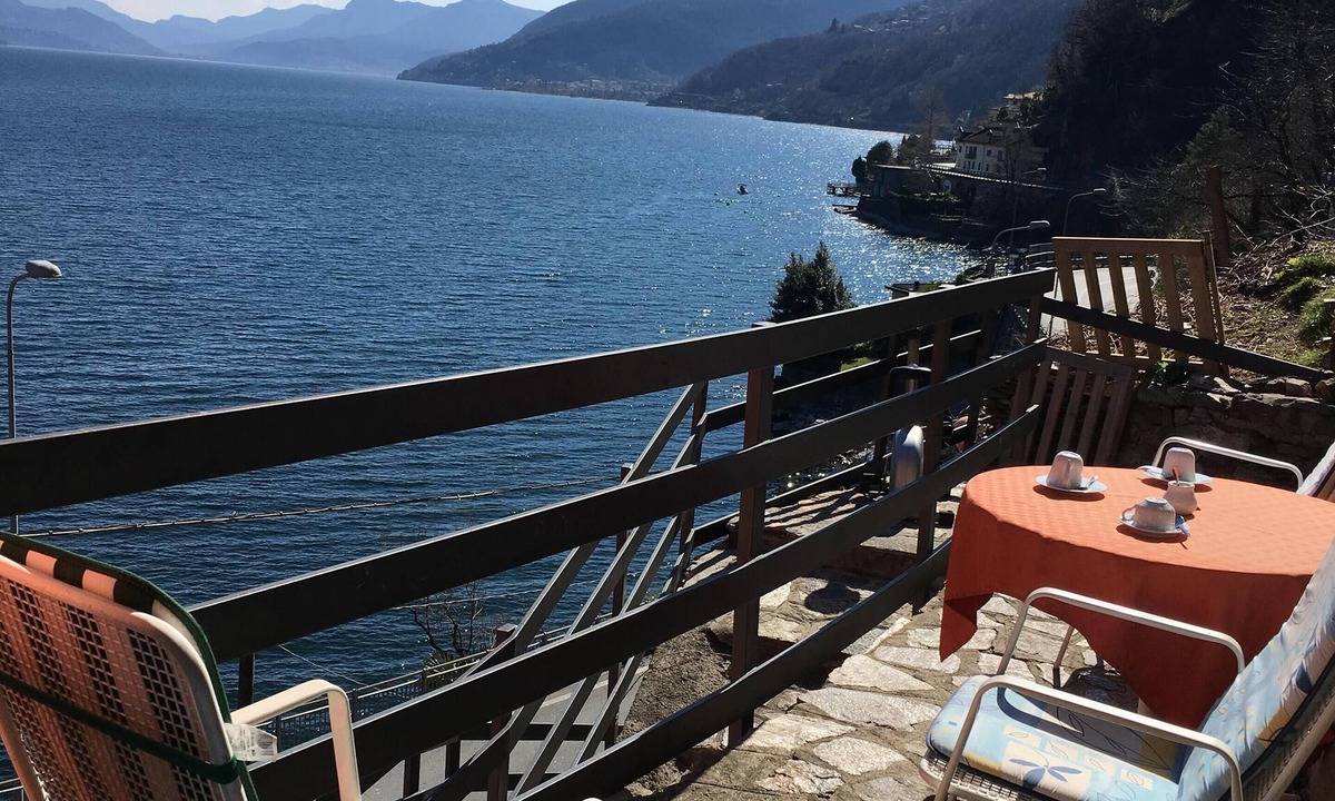 Cannobio Apartment | TOURIST LEASE CIR 10301700139