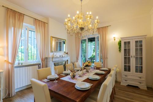 Laveno House | Villa am Rosengarten