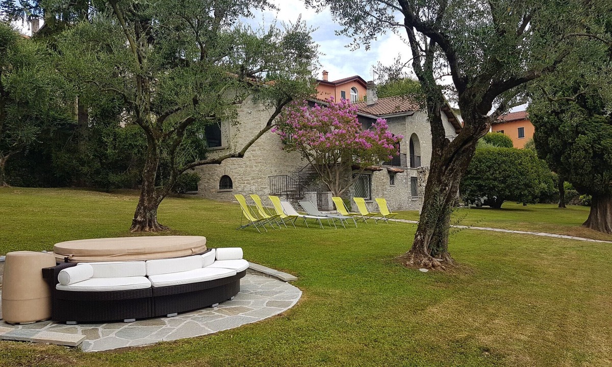 Ossuccio Villa | Villa Delle Fiabe - Homelike Villas