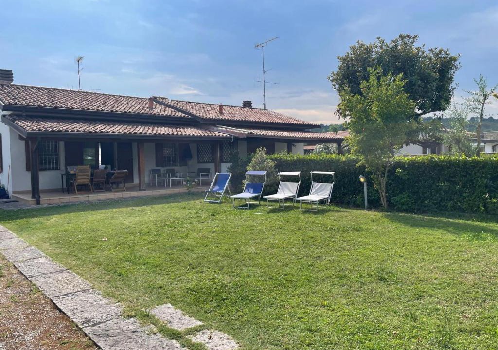 Pieve Vecchia Villa | Villa Dolce Riva Lake Escape by Booking Garda Lake