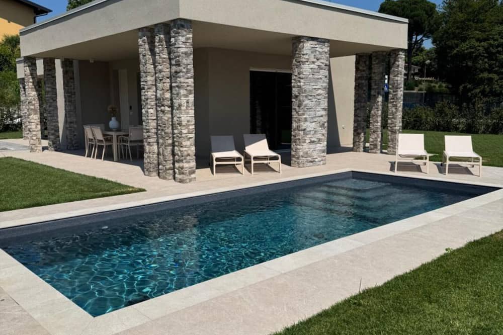 Monte Villa | Villa 'Grace' with Private Pool, Wi-Fi and Air Conditioning