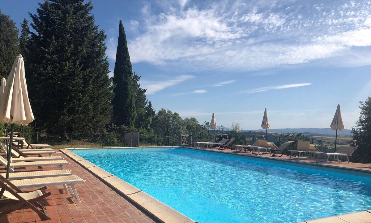 Trequanda Villa | Villa in Trequanda with 5 bedrooms sleeps 10