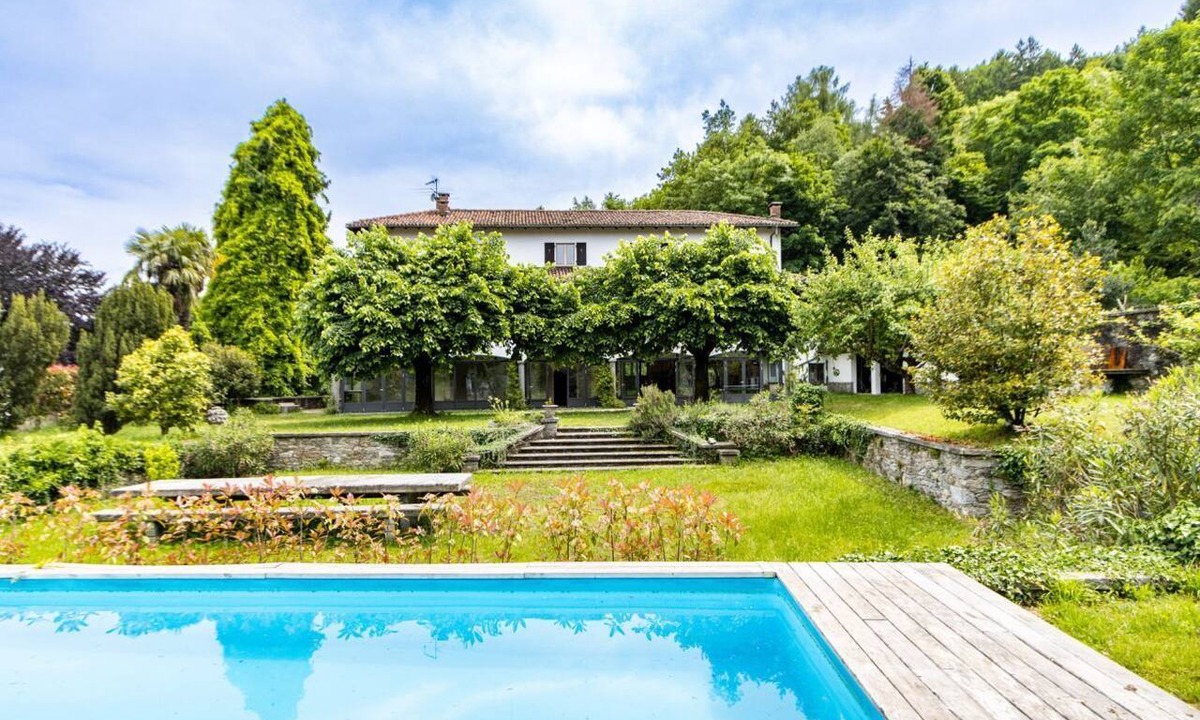 Magognino Villa | Villa Pollet: An Exclusive Pool & Nature Retreat
