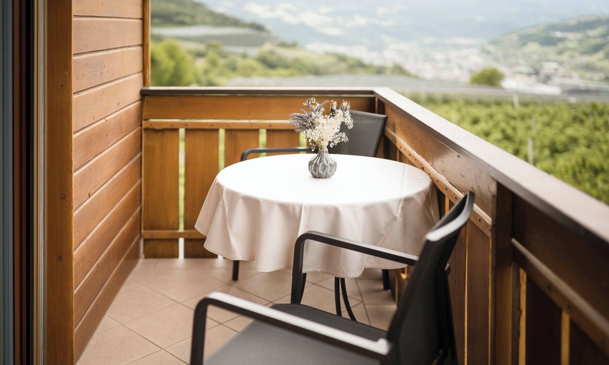 Rasa Apartment | Vineyard apartments with magnificent view and Brixen South Tyrol Guest Pass